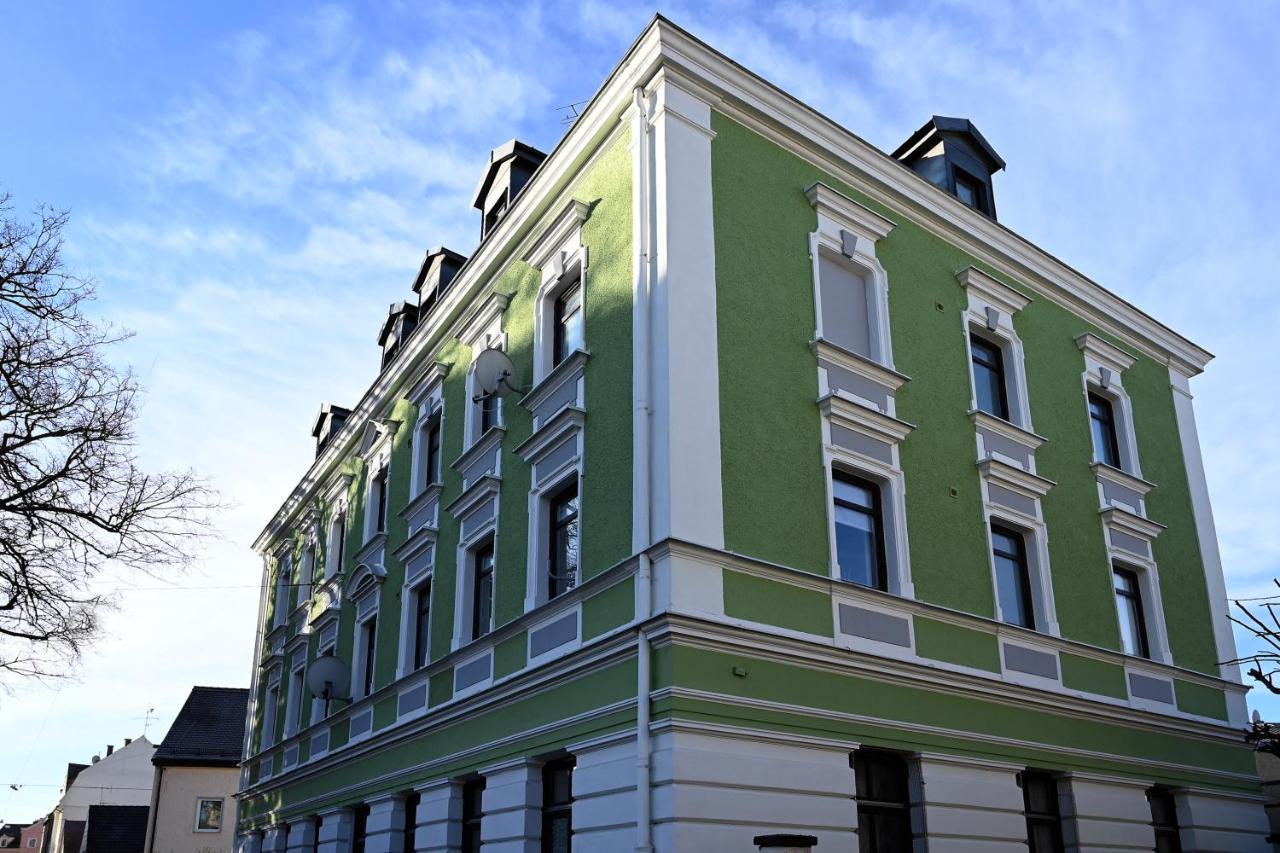 Gemuetliches Appartement Mit Netflix, Nespresso Und Boxspringbett Augsburg Luaran gambar